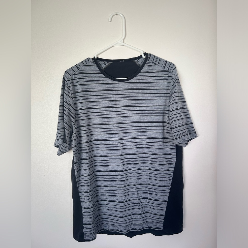 Lululemon Crewneck Shirt Mens Performance Stretch Training